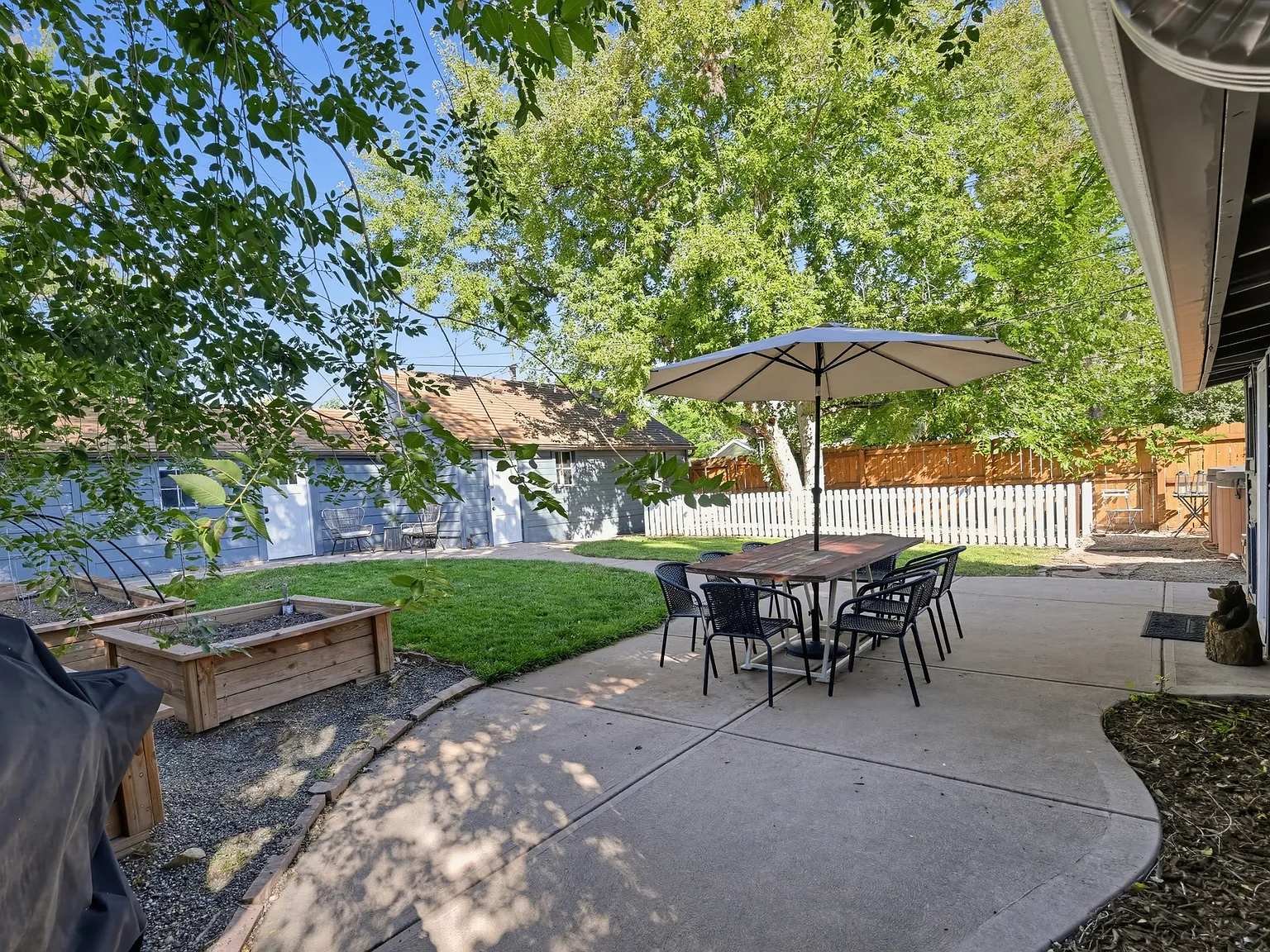 2 bed, 1268 sqft, $2,950 — Photo 2