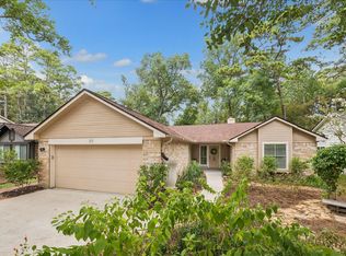 20 Edgewood Forest Ct, Spring, TX 77381