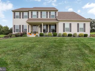 114 Springstone Ct, Mullica Hill, NJ 08062