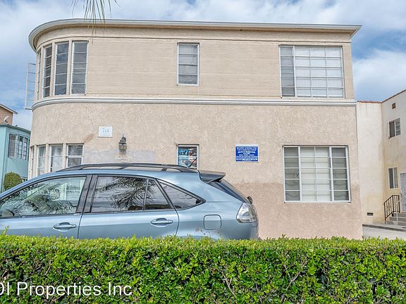 2nd image of 1037 1/2 S Norton Ave #7472341