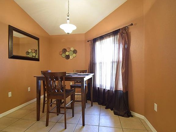 5th image of 1062 Summer Glen Dr
