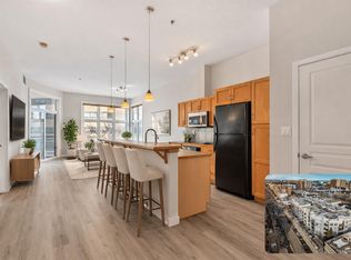 10147 112th St NW #423, Edmonton, AB