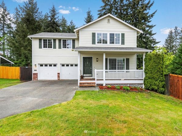 2806 Copper Creek Dr SE