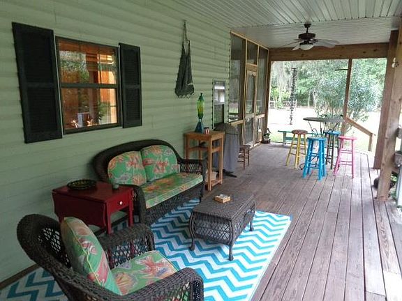 5th image of 1043 Margaret Dr NE