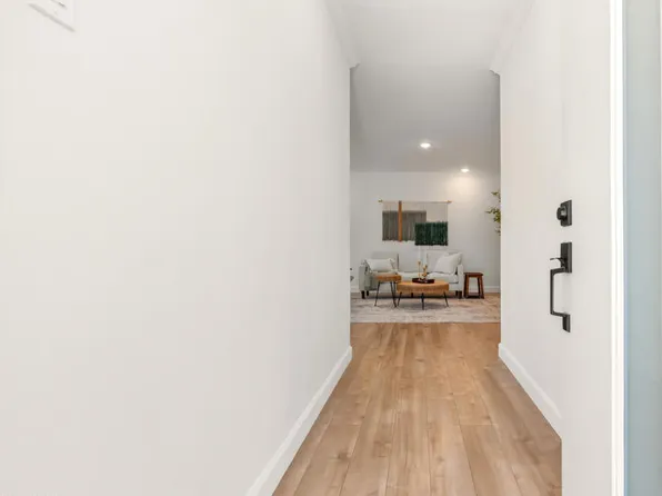 5105 Larkspur Dr, Ventura, CA 93001
