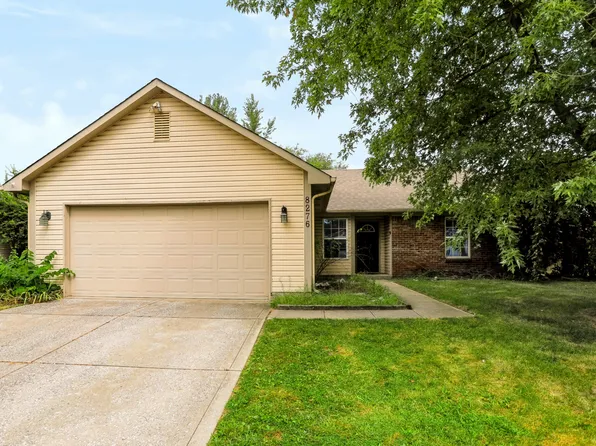8276 Bayshore Ln, Avon, IN 46123