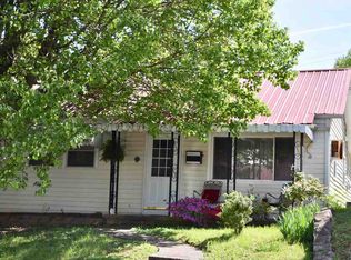 208 S Walnut St, Huntington, WV 25705