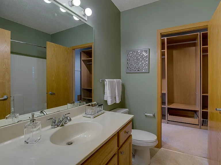 680 N 2nd St #406 — Photo 31