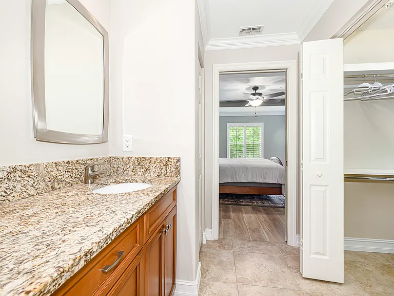 975 Tarpon Cove Dr #204 — Photo 30