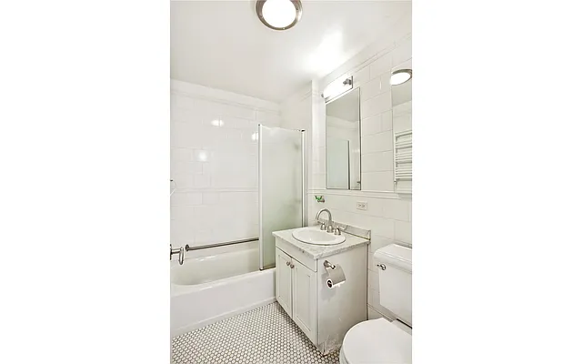 Rented by Douglas Elliman | media 7
