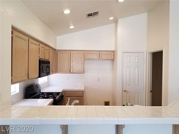 2nd image of 1301 Chaparral Summit Dr