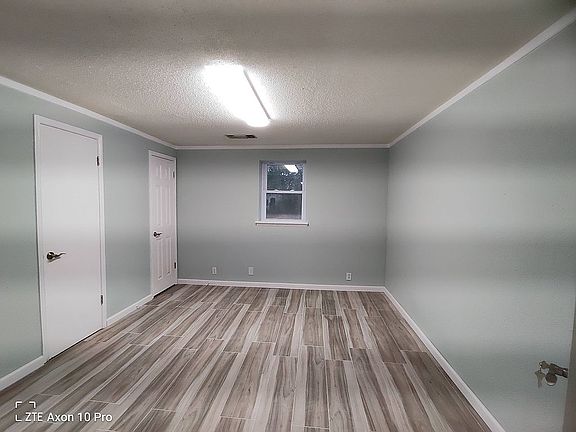 5th image of 3001 Woodall Dr