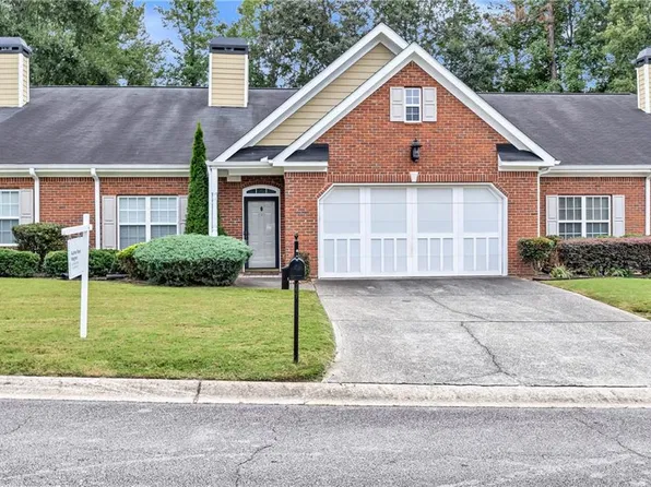 2585 Rosehill Cir, Lithia Springs, GA 30122