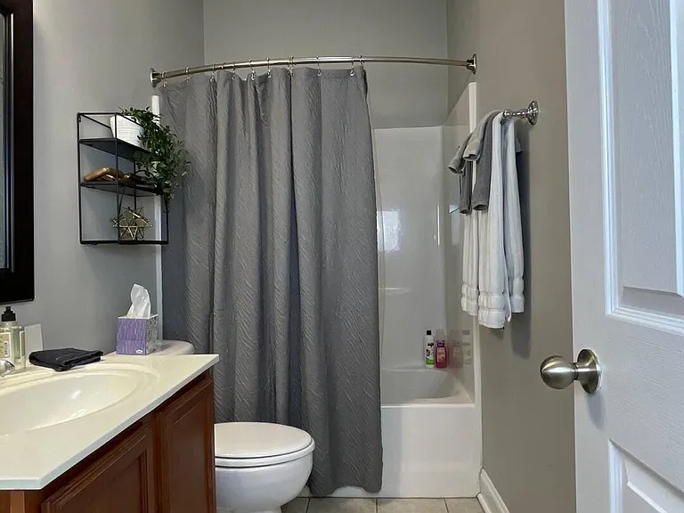 169 E Grand Ave #401 — Photo 13