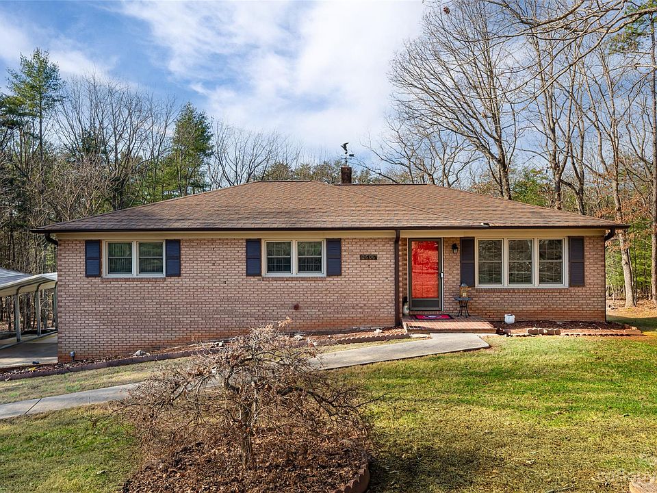 1st image of 2606 Logan Dr