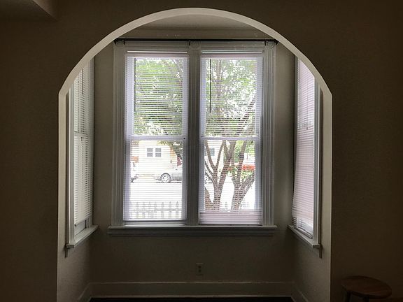 5th image of 3102 E Marshall St