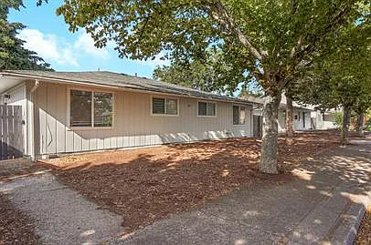 2319 Lee St SE — Photo 22