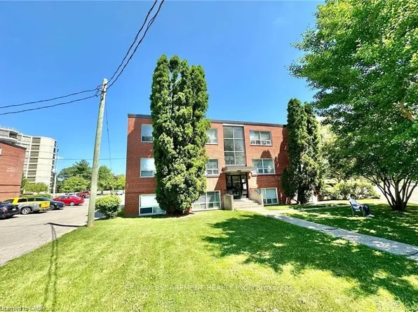 37 Mericourt Rd, Hamilton, ON