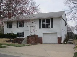 2607 Cardinal Ln, Saint Joseph, MO 64503