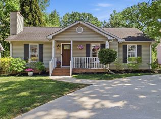 1029 Summit Dr, Greenville, SC 29609