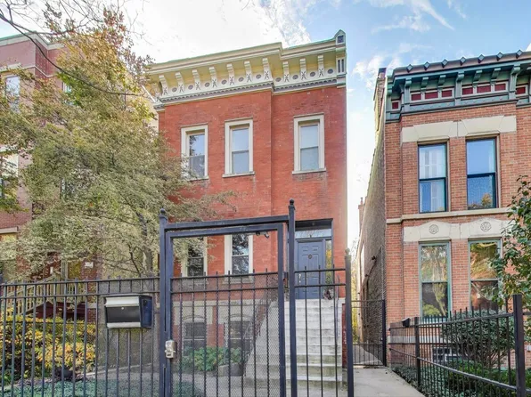 1951 W Evergreen Ave, Chicago, IL 60622