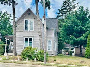 510 Cypress St, Manistee, MI 49660