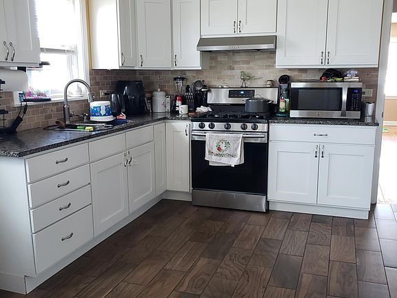 2nd image of 4558 N Laporte Ave