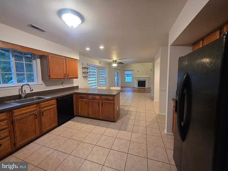 138 Persimmon St — Photo 19