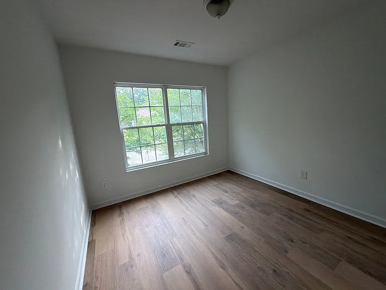 3433 Dianthus Ln — Photo 16