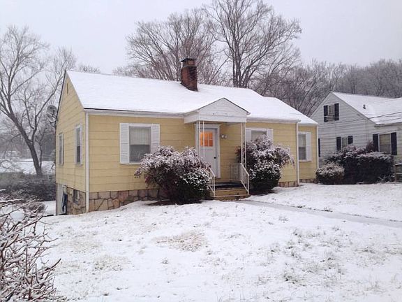 2nd image of 115 Brentwood Dr