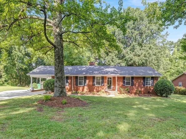 2732 Daleview Dr, Charlotte, NC 28214