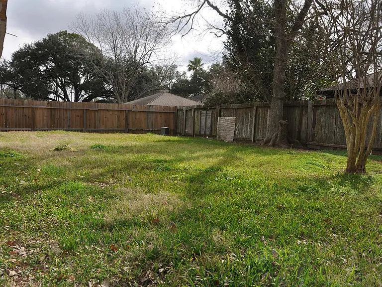 16454 Hickory Knoll Dr — Photo 18