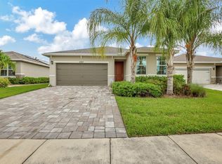 5757 SE Pinehurst Trl, Hobe Sound, FL 33455