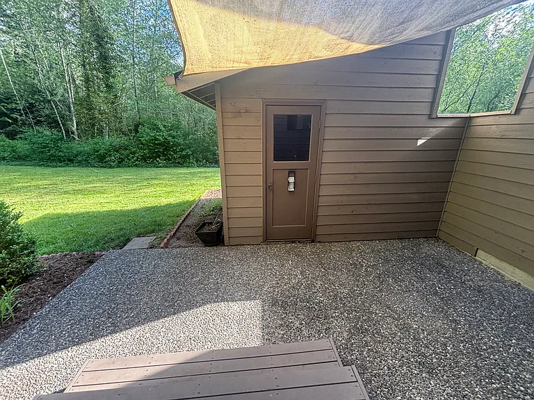 835 NW Huckle Dr #A — Photo 18