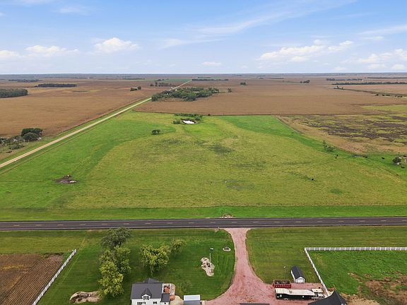 3rd image of 43084 State Highway 42