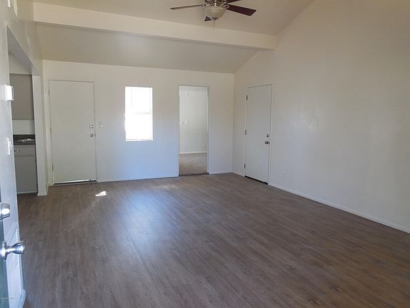 3rd image of 5239 E Diamond Dr
