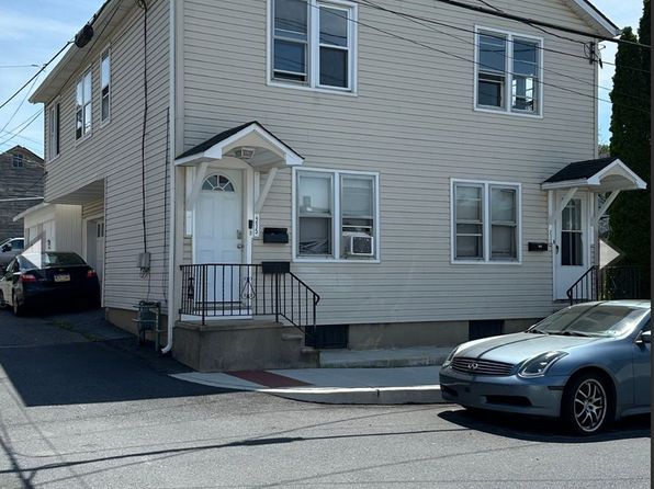 213-215 E Franklin St #213