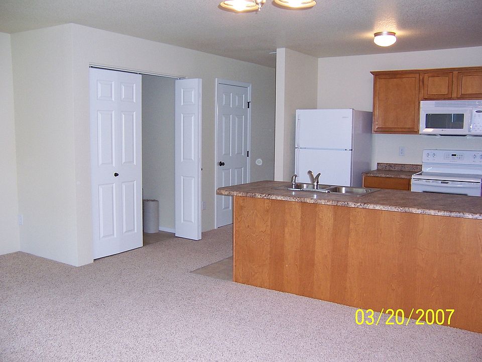 2nd image of 3254 Avenue C