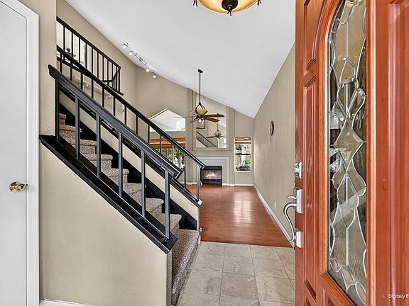 4th image of 4625 Shade Tree Way