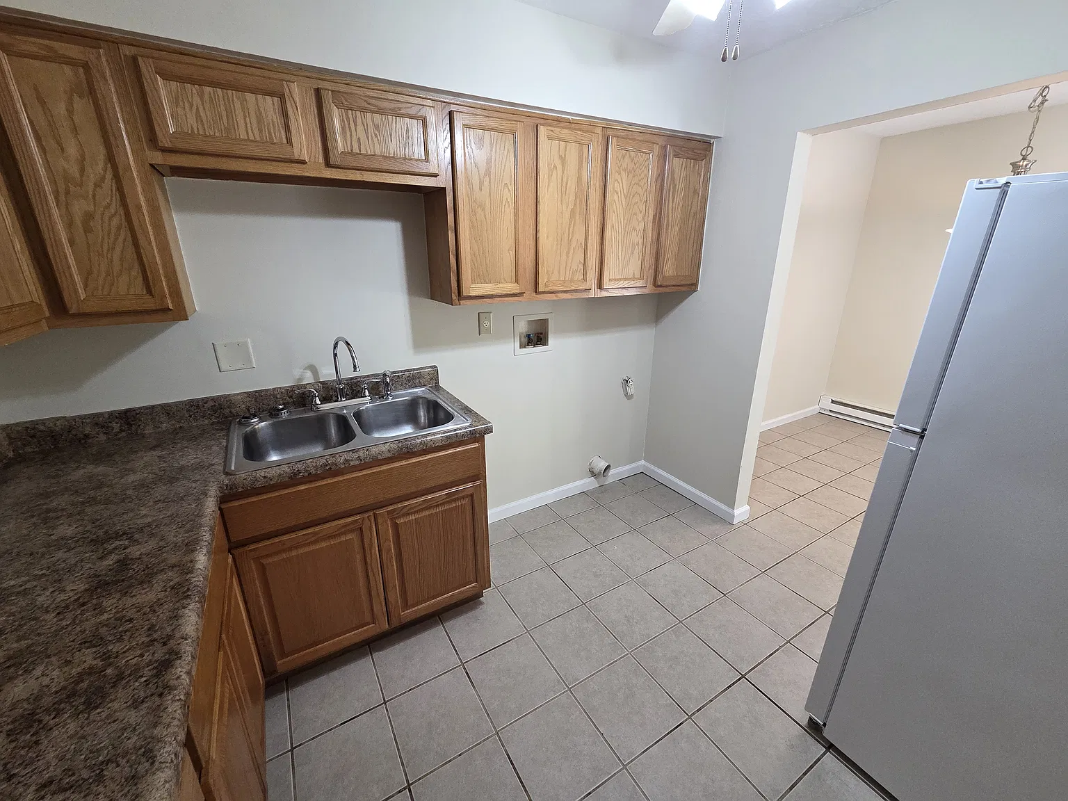 2 bed, $950 — Photo 4