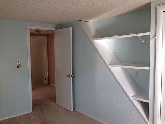5th image of 123 West Ave