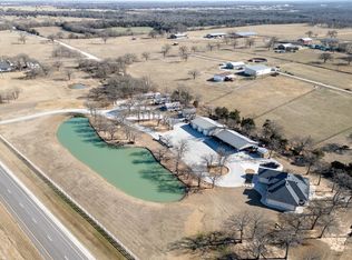 11776 E Us Highway 82, Whitesboro, TX 76273