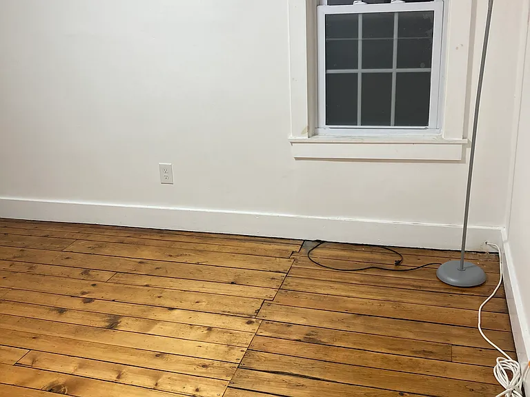 36-42 Broad St #2 — Photo 9