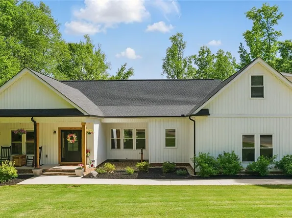 109 Yamassee Trl, Belton, SC 29627