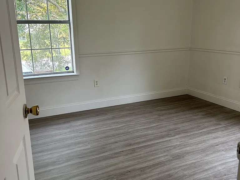 207 McDonald Dr — Photo 5