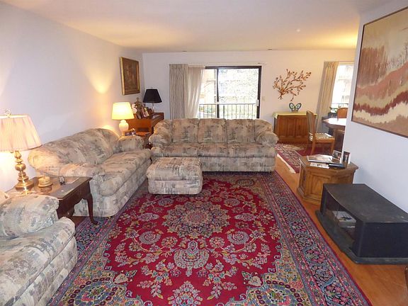 5th image of 3533 Amberacres Dr Unit 205