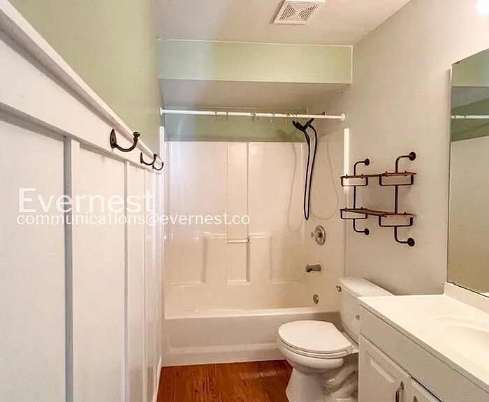 129 Royallbrook Ln — Photo 15