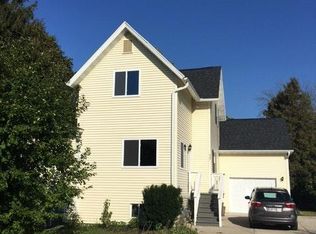 407 S 2nd St, Delavan, WI 53115