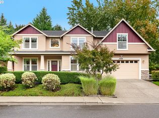 9001 SW Robert Gray Ln, Portland, OR 97225