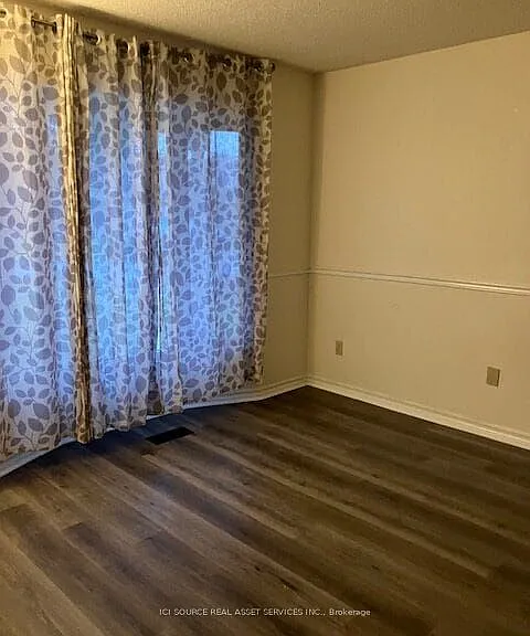 42 Coe Dr — Photo 8
